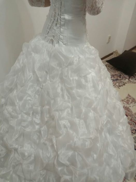 Продам срочно свадебное платье