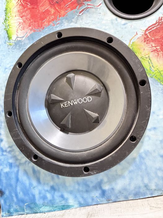 субуфер  модел Kenwood KFC-W112S.