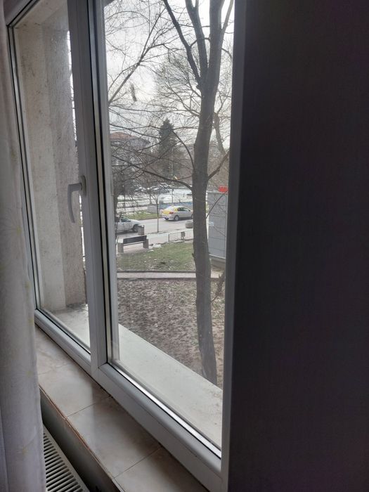 Închiriez apartament