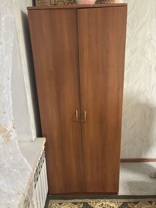Продам шкаф в отличном состояний