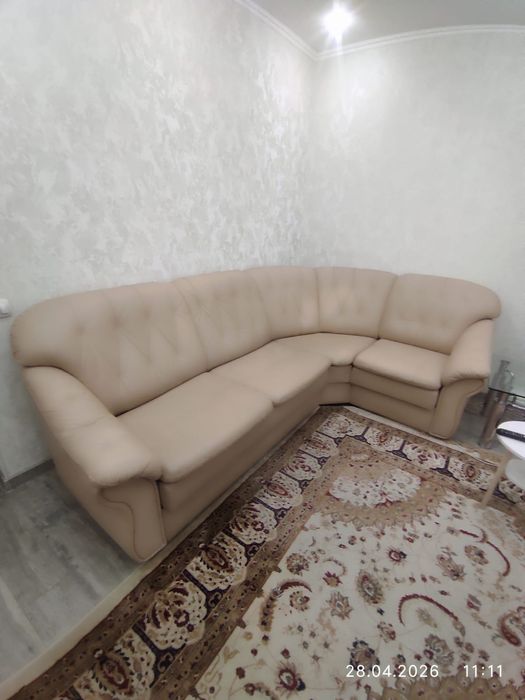 Срочно продам диван