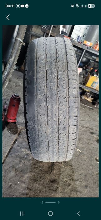 Продам резину на Duster