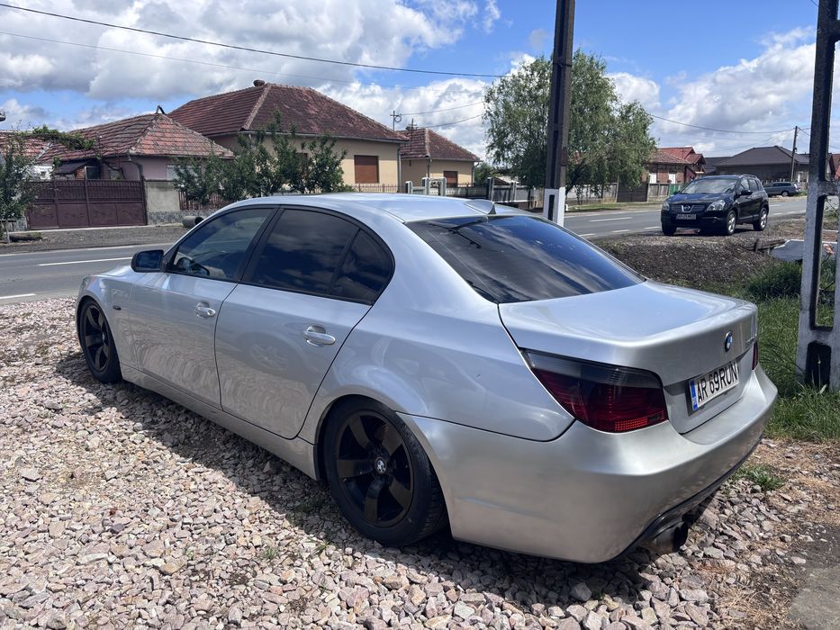 BMW 5 Series 0 — imagine 3