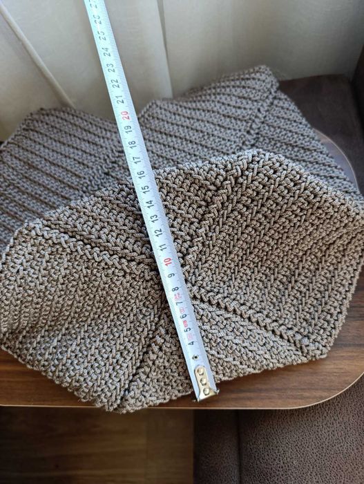 Ръчно плетена чанта, изчистена