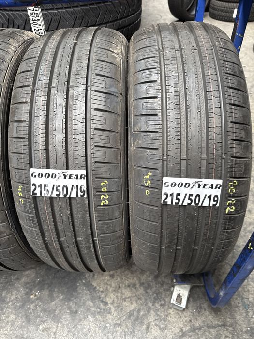 215/50/19 Good Year EfficientGrip Performance 93T