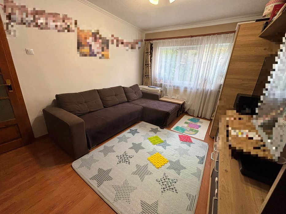 Vând apartament 2 camere - X mare - Rogerius