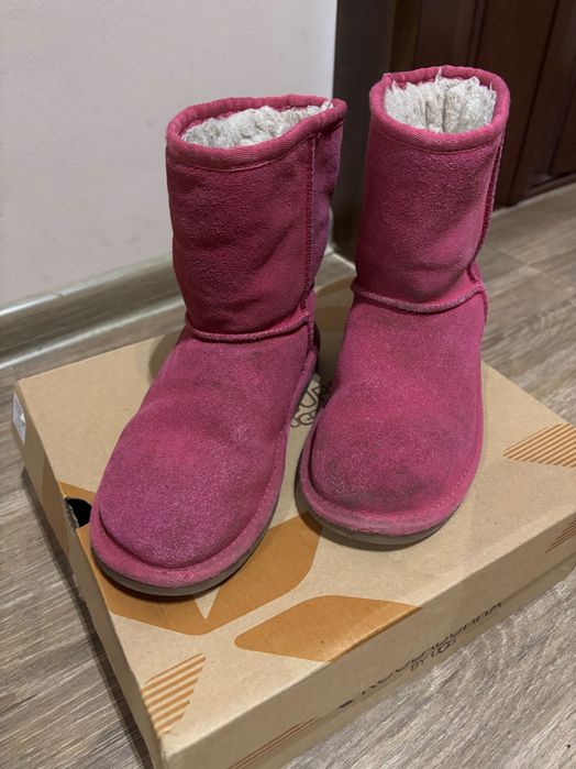 Ботушки Ugg за момиче 33.5 номер