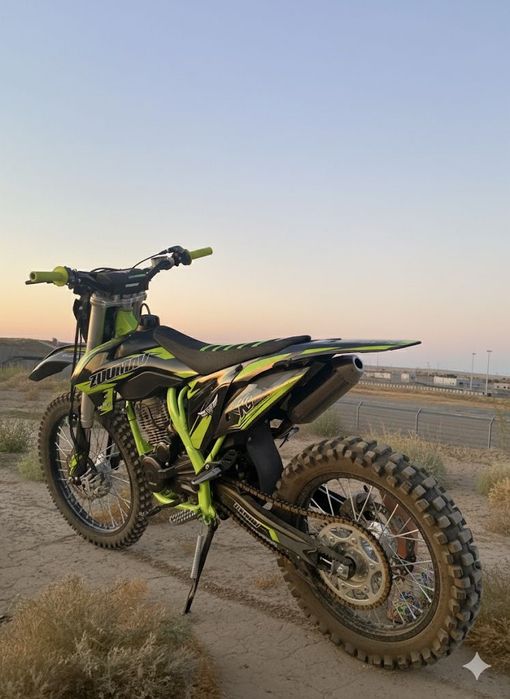 Мотоцикл ZUUMAV K5