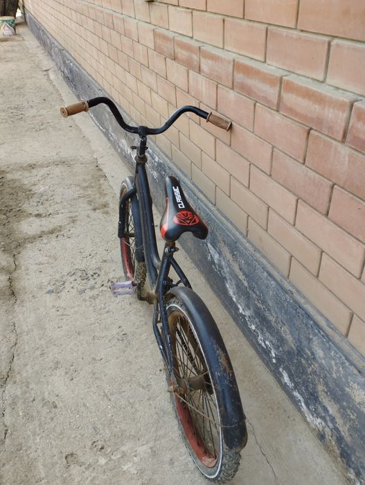 Велосипед в хорошем состояние