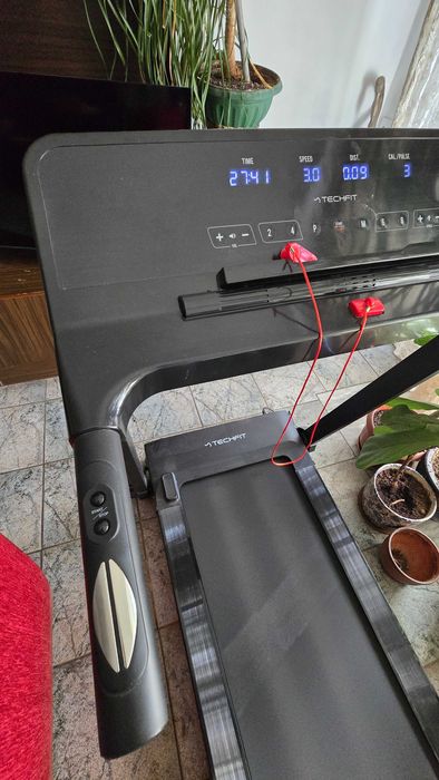 Бягаща пътека марка Techfit