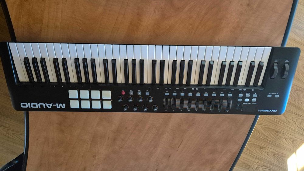 Claviatură MIDI M-Audio
