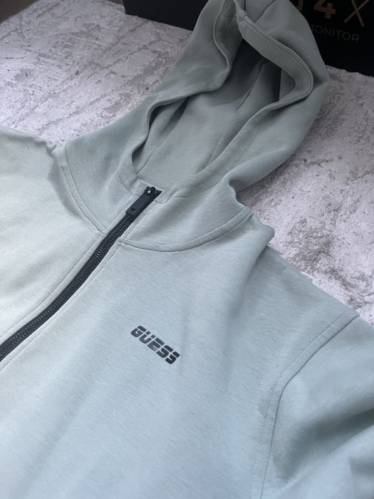 Комплект на Guess 14г.