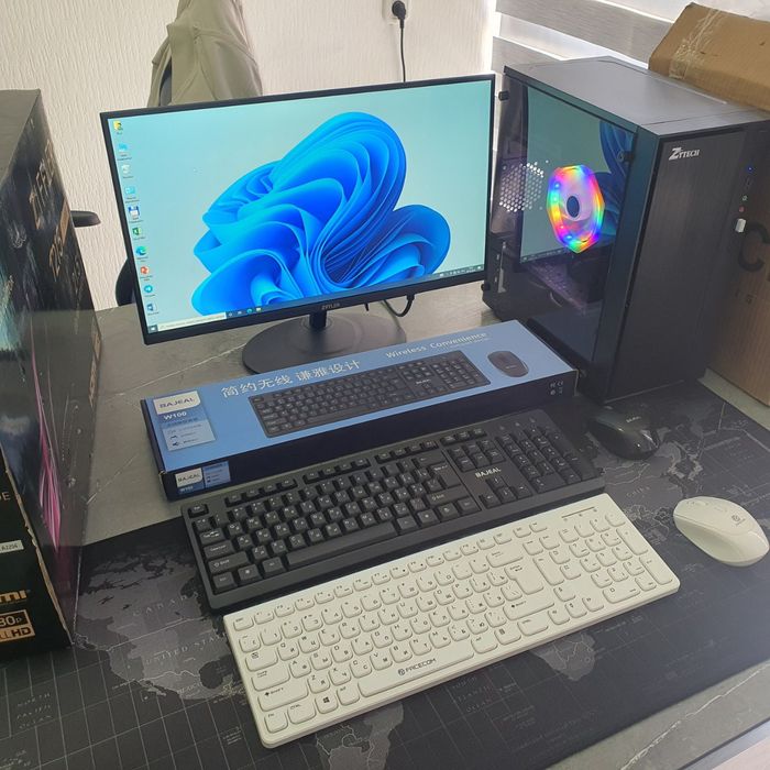 Kompyuter  monitorli