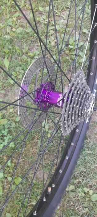 Bicicletă giant full suspension