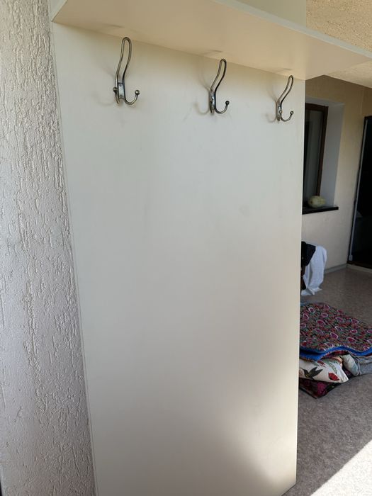 Вешалка настенная