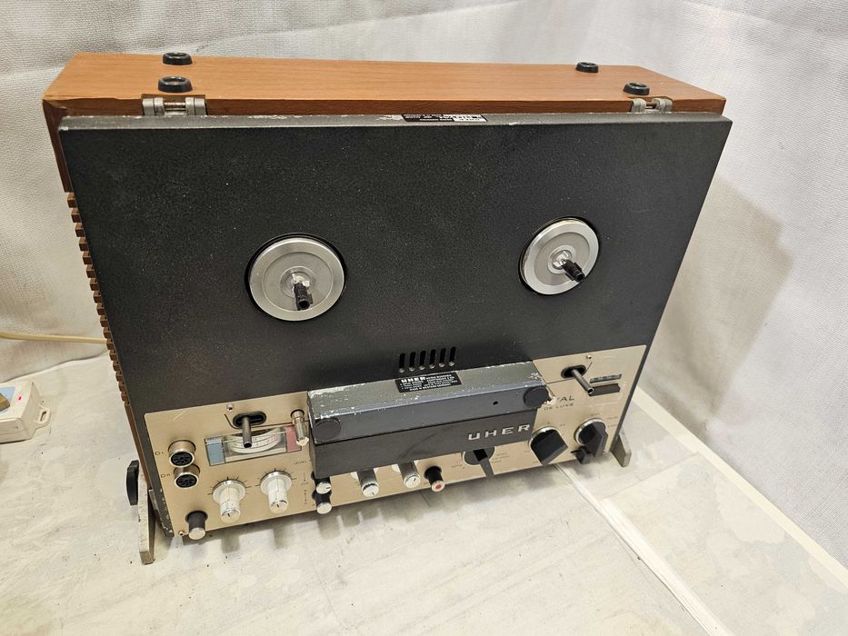 Magnetofon UHER Royal de luxe z324 West Germany