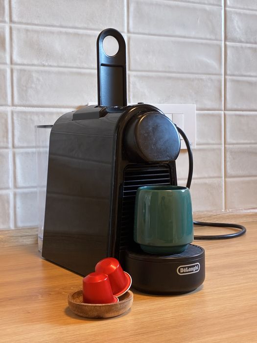 Espressor Delonghi Essenza Mini