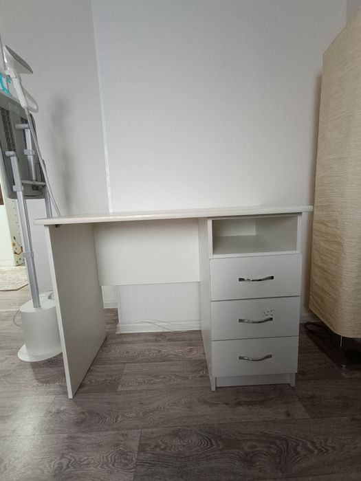 Стол письменный, компьютерный