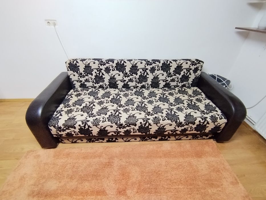 Vând canapea de vanzare