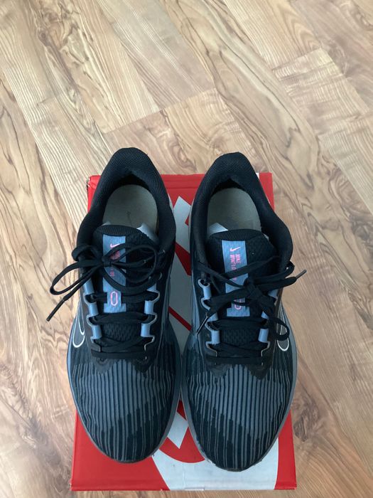 Маратонки Nike 41