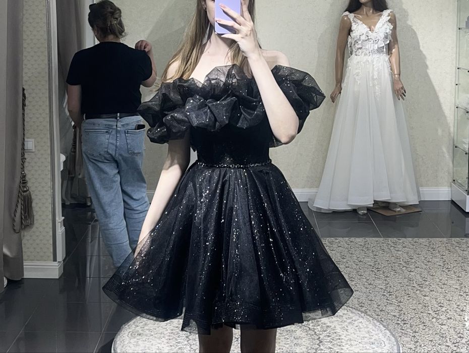 Корсетное выпускное платье