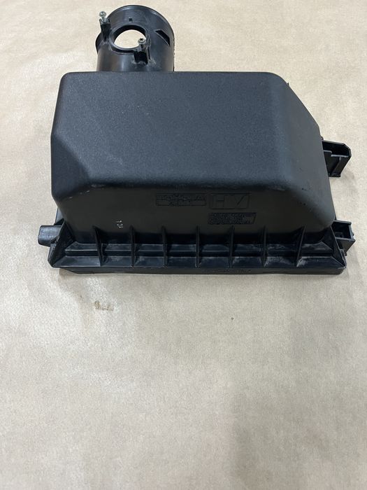Capac filtru aer Toyota Camry 2023-2026