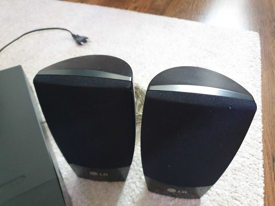 LG 5.1 DVD домашно кино HT503TH 500W max