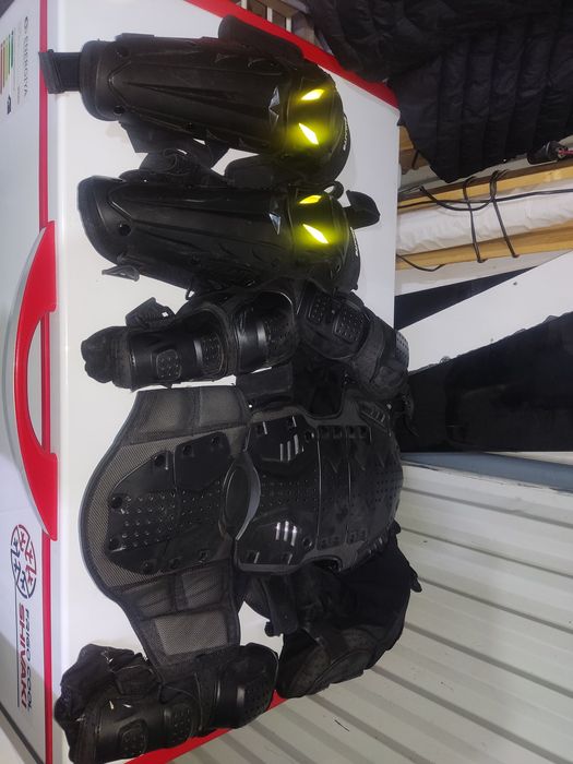 Мото скутер  кийими сотилади срочна арзон