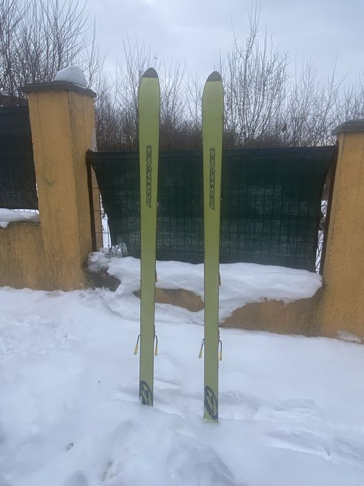 Schiuri Rossignol originale – cu legături – stare bună