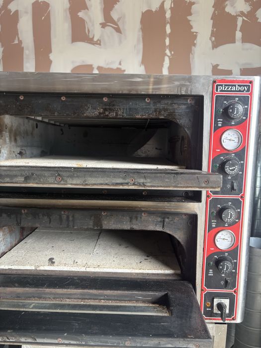 Пица фурна  на две нива