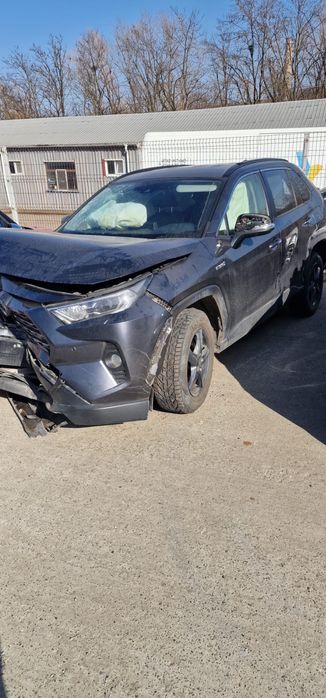 TOYOTA RAV4 2021 — imagine 2