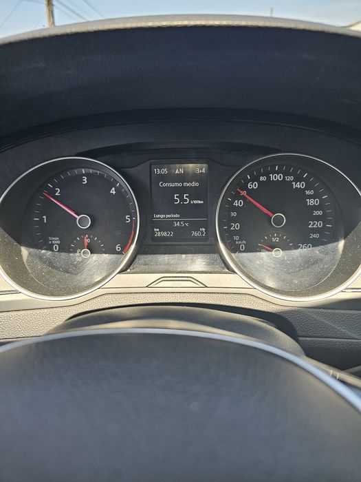 Vand wolkswagen passat 2015, 8500 euro ,prețul este usor negociabil