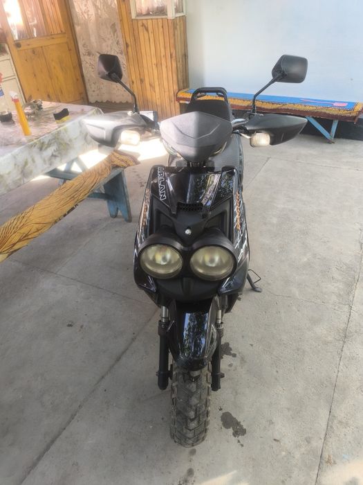 Продам Мопед 180куб
