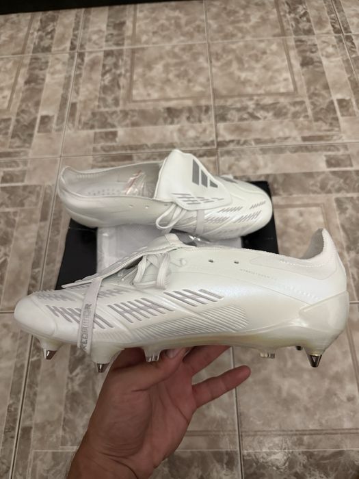 Ghete fotbal adidas predator elite SG marimea 44,5