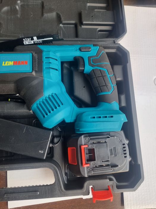Fierăstrău electric Leihmann