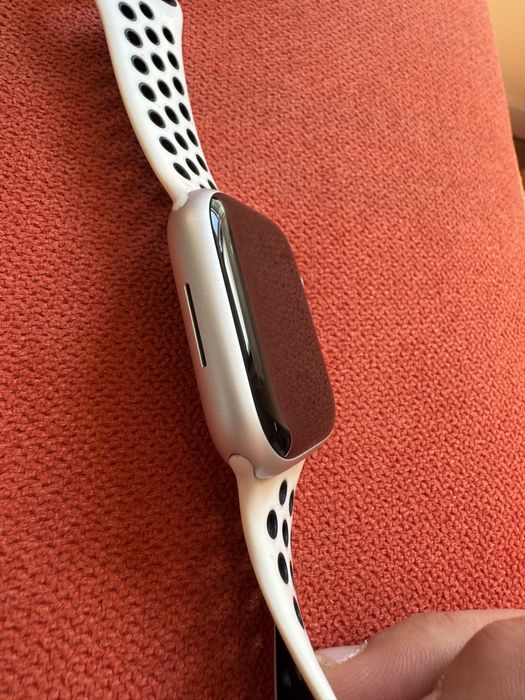 Apple watch 8 series
