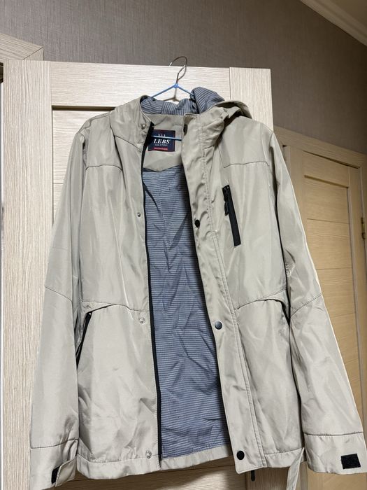 Отдам куртки за шоколадку