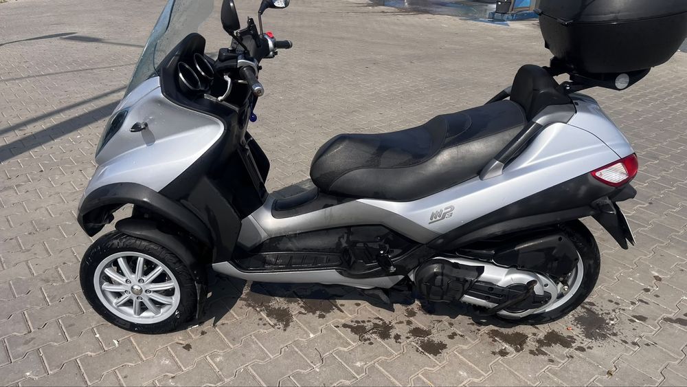 Vand/schimb Piaggio Mp3  CAT B