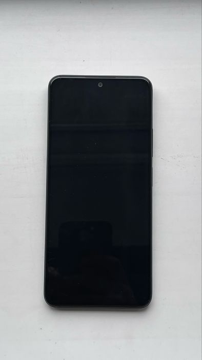 Продам смартфон в отличном рабочем состоянии Redmi note 12