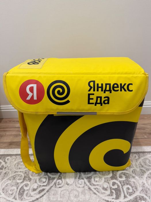 Термосумка Яндекс Еда для доставки