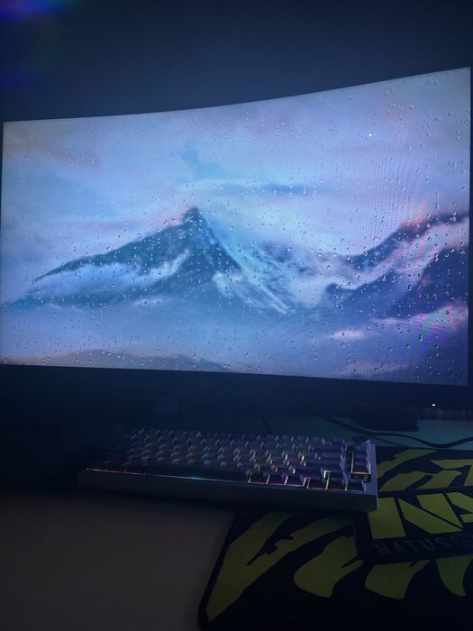 монитор HP       .