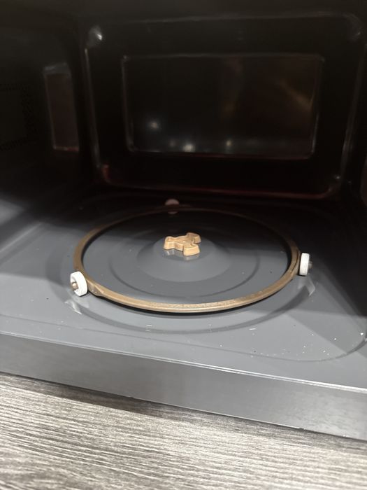 Микроволновка новая ТОРГ