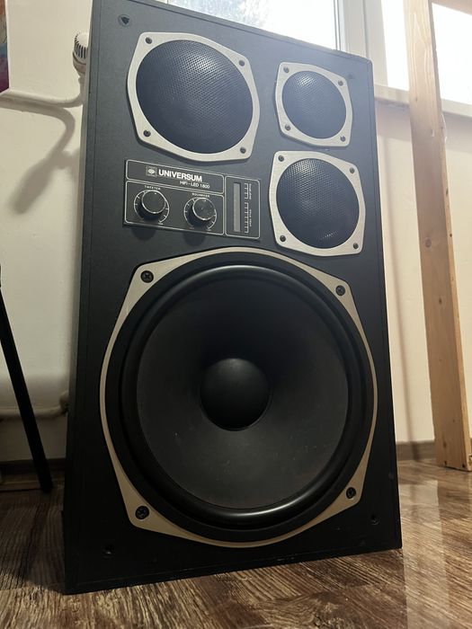 Boxe Universum Led 1800 / Saba 1300 woofer 12”