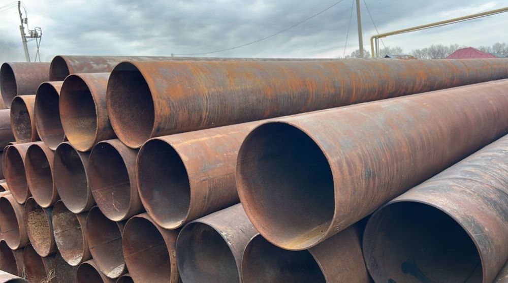 Трубы стальные разного диаметра