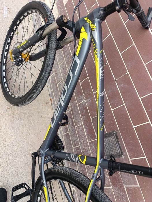 Велосипед сотилади