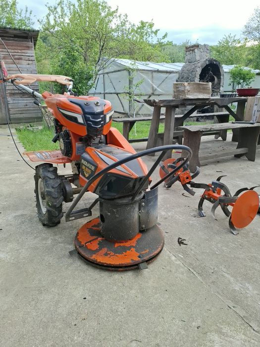 Motocultor cu freze si cositoare ruris 7800 crt