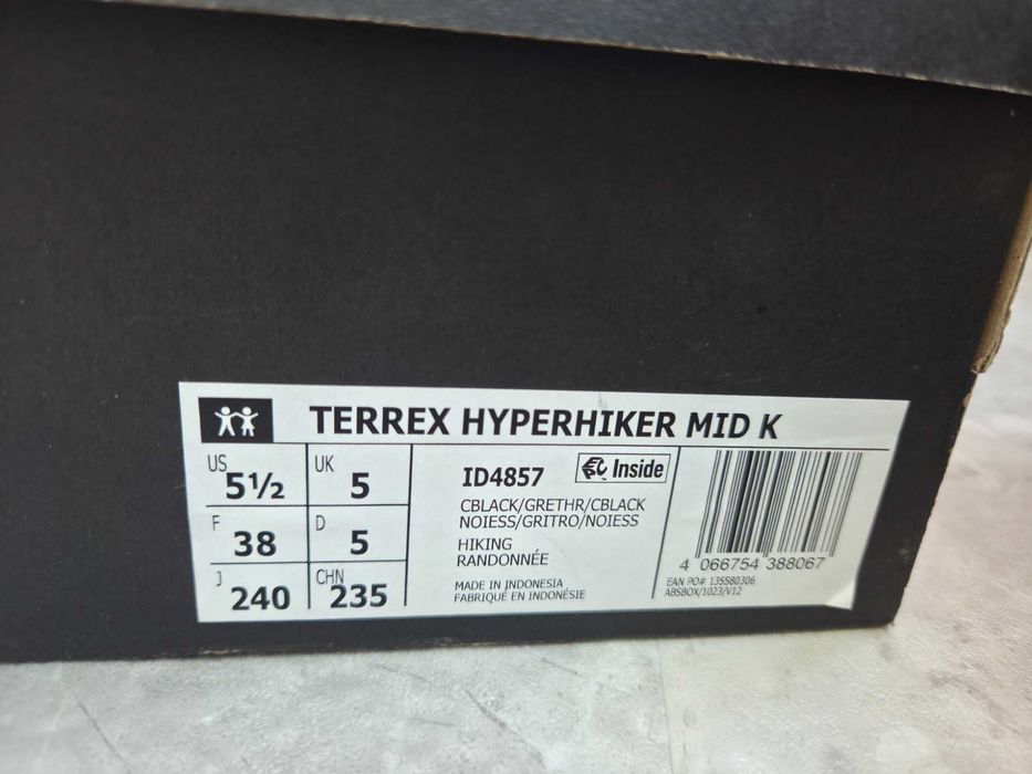 Зимни обувки, непромокаеми Adidas