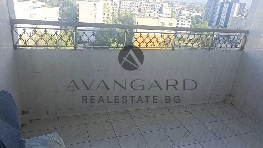 Продава се Тристаен апартамент в Пловдив, Тракия - 107 кв.м за 1573 €/кв.м - Снимка #6