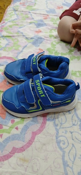 Обувь на мальчика 28-30р.