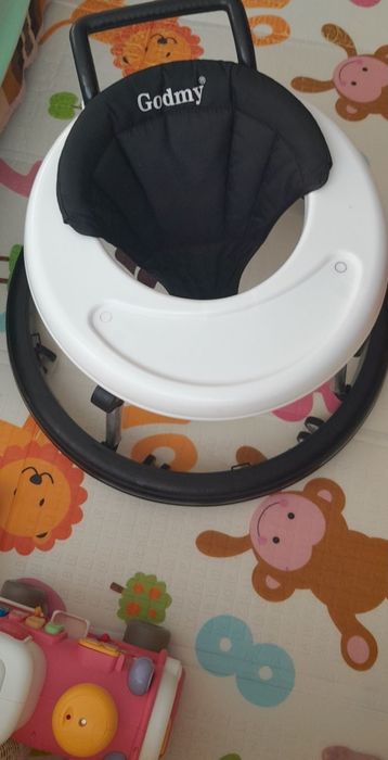 Продам ходунки мин.возраст 3 мес